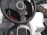 Plansa de Bord cu Airbag pentru Toyota Rav 4 2.0, an 2000-2005