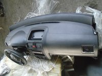 Plansa de bord cu airbag volan si airbag pasager Volkswagen Golf 5 din 2005