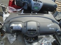 Plansa de bord cu airbag volan si pasager Nissan Note din 2006