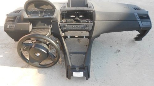 Plansa de bord cu airbaguri bmw x3 e83