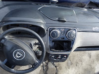 Plansa de bord Dacia Lodgy din 2015 cu airbag volan si pasager