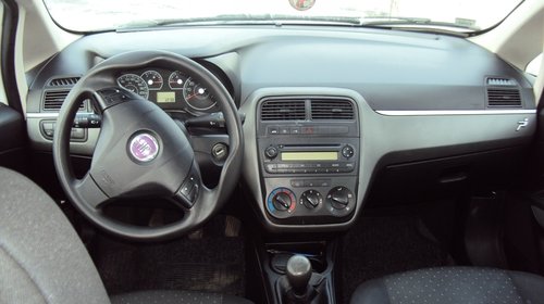 Plansa de bord Fiat Grande Punto 2006,2007,20