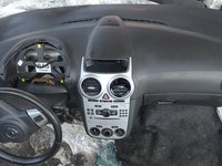 Plansa de bord Opel Corsa D din 2012 cu airbag volan si pasager volan pe stanga