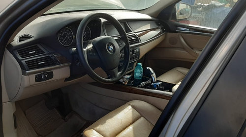 PLANSA DE BORD ORIGINALA NEGRU-CREM BMW X5 E7