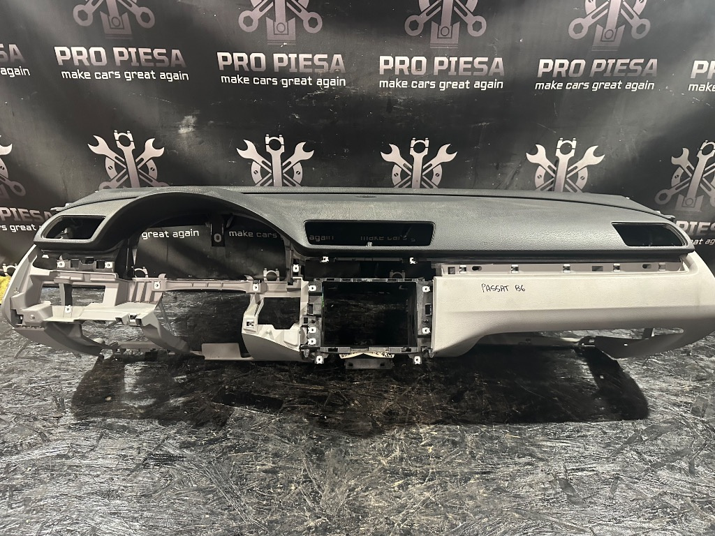 Plansa de bord Volkswagen Passat B6 - imagine 1