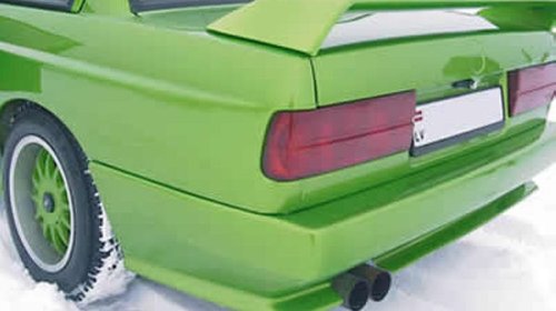 Pleoapa spoiler eleron portbagaj bmw e30