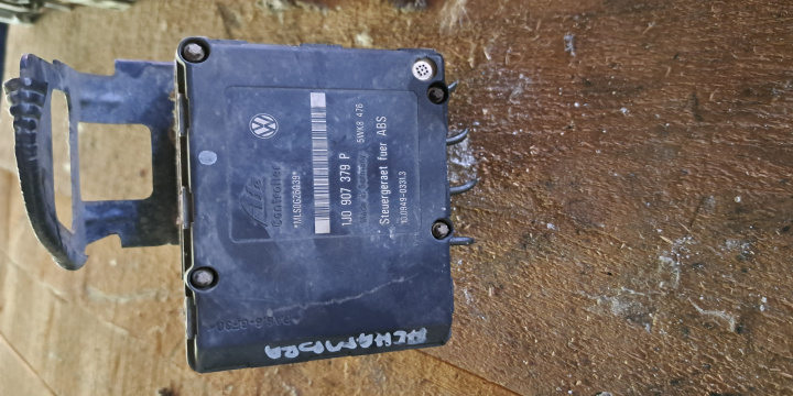 Pompa ABS 2023 original cod 1J0907379P / 7M3614111