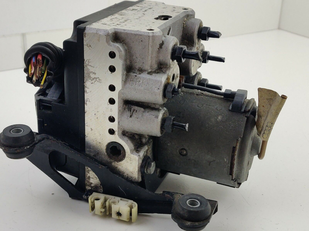 Pompa ABS Audi A4 Avant 1995/07-2001/09 
