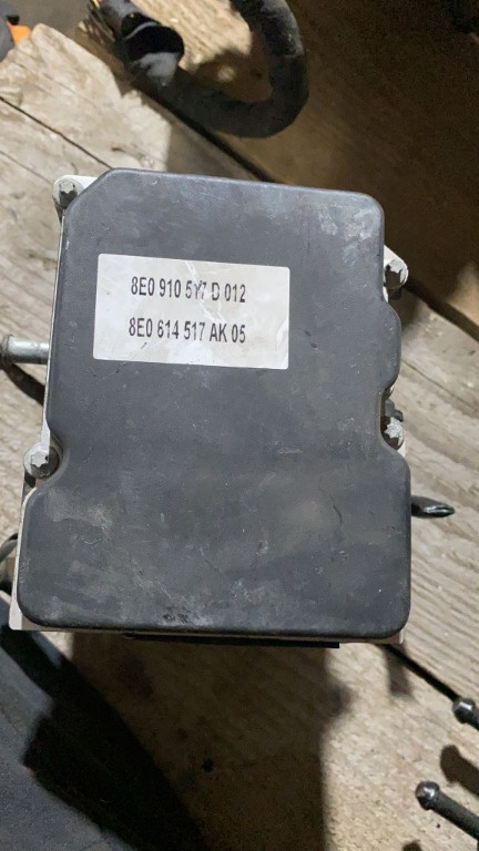 Pompa abs Audi A4 B7 2.0 TDI , cod 8E0910517D 8E06