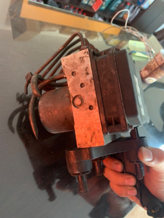 Pompa ABS E-CLASS W212 2009-2012 2.2 die