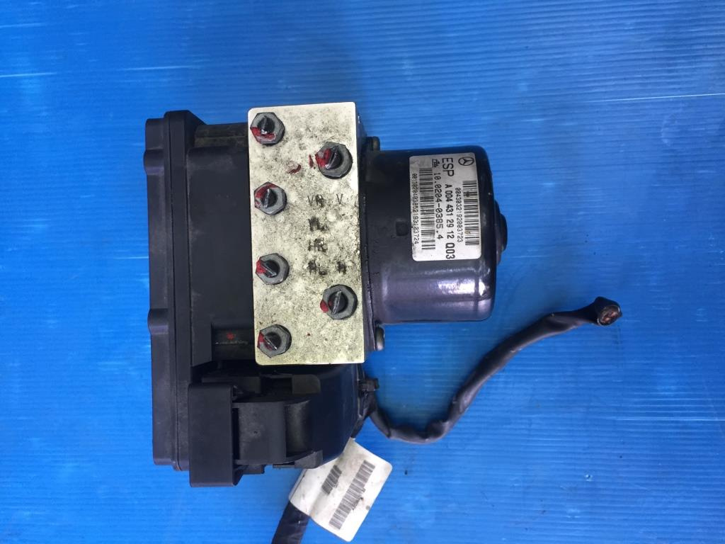 Pompa ABS Mercedes C Class w203 2004 cod A0325459132