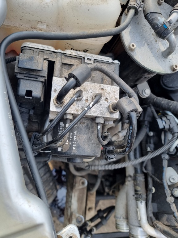 Pompa abs modul abs porsche cayenne 2011 cod 7P5614517A