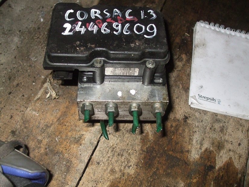 Pompa abs Opel Corsa C 1.3 CDTI cod pompa 24469609