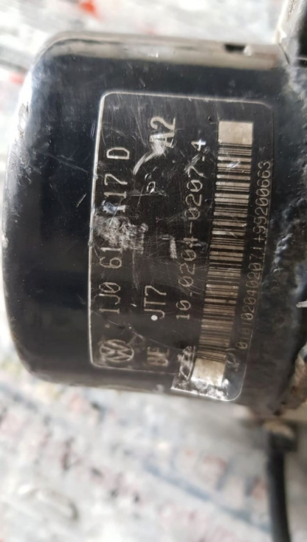 Pompa ABS VW Beetle coduri piesa : 1J090