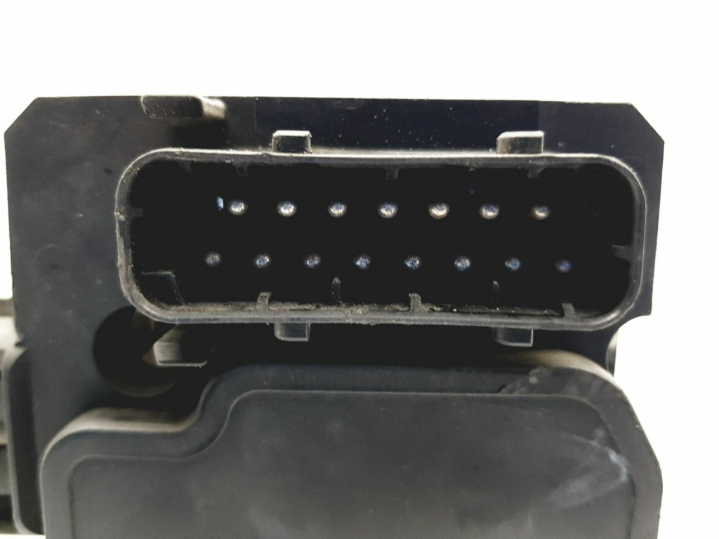 Pompa ABS VW Passat 2001/09-2004/09 3B3 4motion 202KW 275CP Cod 8E0614111T
