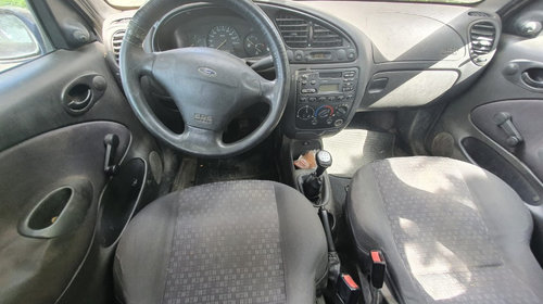 Pompa apa Ford Fiesta 4 2001 hatchback 1.3 i