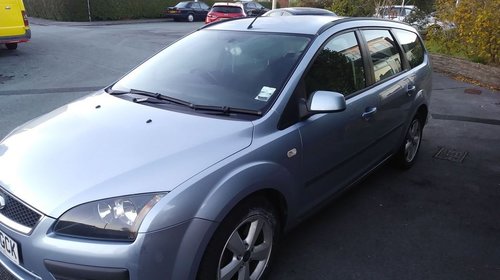 Pompa apa Ford Focus 2004 Break 1,6 tdci