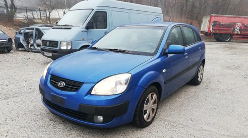 Pompa apa Kia Rio 2006 hatchback 1.5 crdi