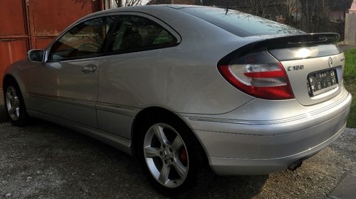 Pompa apa Mercedes C-CLASS Coupe Sport CL203 2001 Coupe 2.0