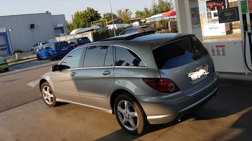 Pompa apa Mercedes R-CLASS W251 2009 SUV face