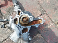 Pompa apa opel agila sau opel corsa c motor 1 litru in 3 pistoane stare f buna