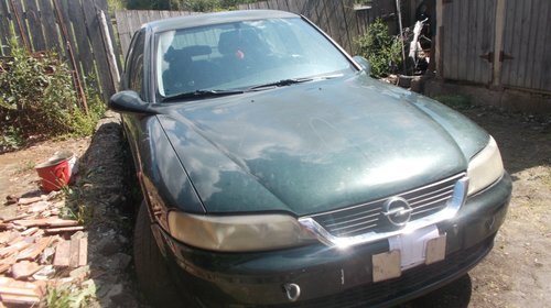 Pompa apa opel vectra b 2.2 dti 16v