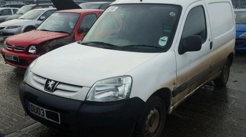 Pompa apa Peugeot Partner 2004 VAN 1.6 hdi / 