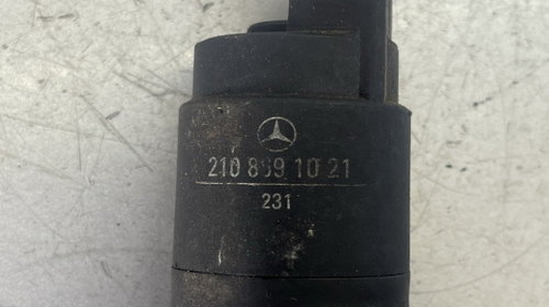 Pompa apa spalator parbriz A2108691021 A 210 869 10 21 Mercedes-Benz E-Class W210 [1995 - 1999] Sedan
