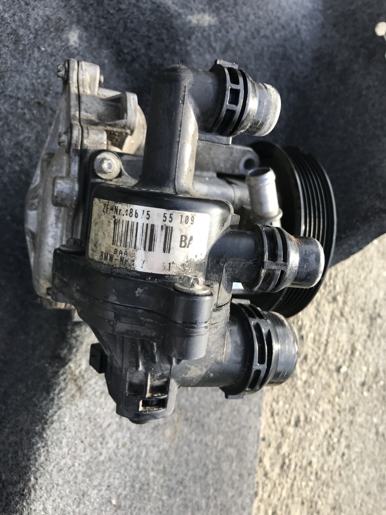 Pompa Apa Termostat, Pompa Servo BMW 318i E90 Valvetronic