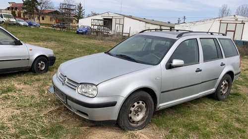 Pompa apa Volkswagen Golf 4 2001 Break 1.6