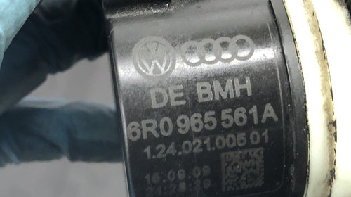 Pompa auxiliara recirculare apa Volkswagen Polo 6R, 1.6 tdi , Manual sedan 2011 (6R0965561A)