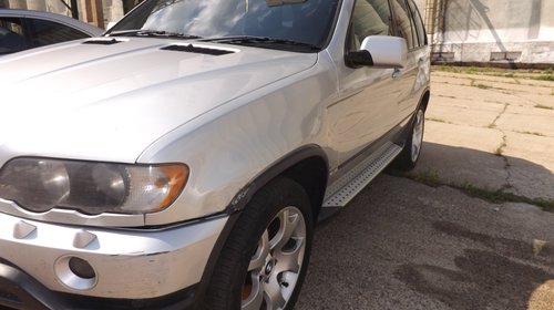 Pompa benzina BMW X5 E53 2003 SUV 3000