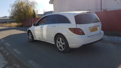 Pompa benzina Mercedes R-CLASS W251 2007 r class 3000 v6