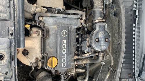 Pompa benzina Opel Corsa C 2002 hatchback 973