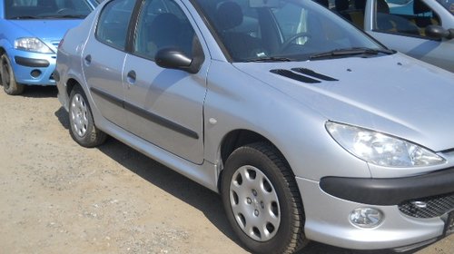 Pompa benzina Peugeot 206 2007 SEDAN 1.4