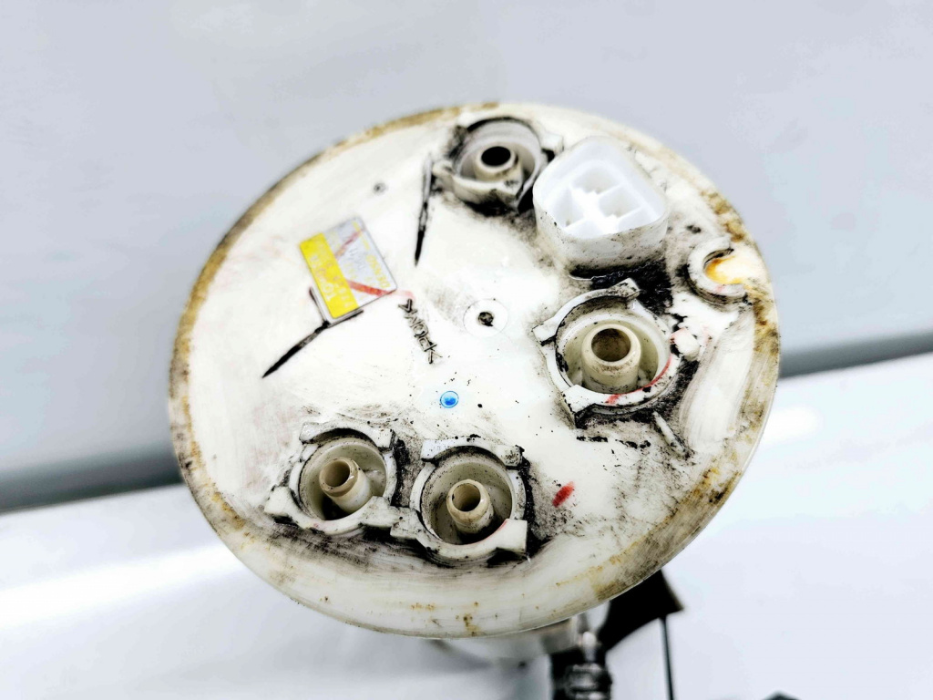 Pompa combustibil LEXUS IS II (GSE2, ALE2, USE2) [Fabr 2005-2013] 77020-53061 2.2 2AD-FHV 130KW / 177CP 2.2 2AD-FHV 130KW / 177CP