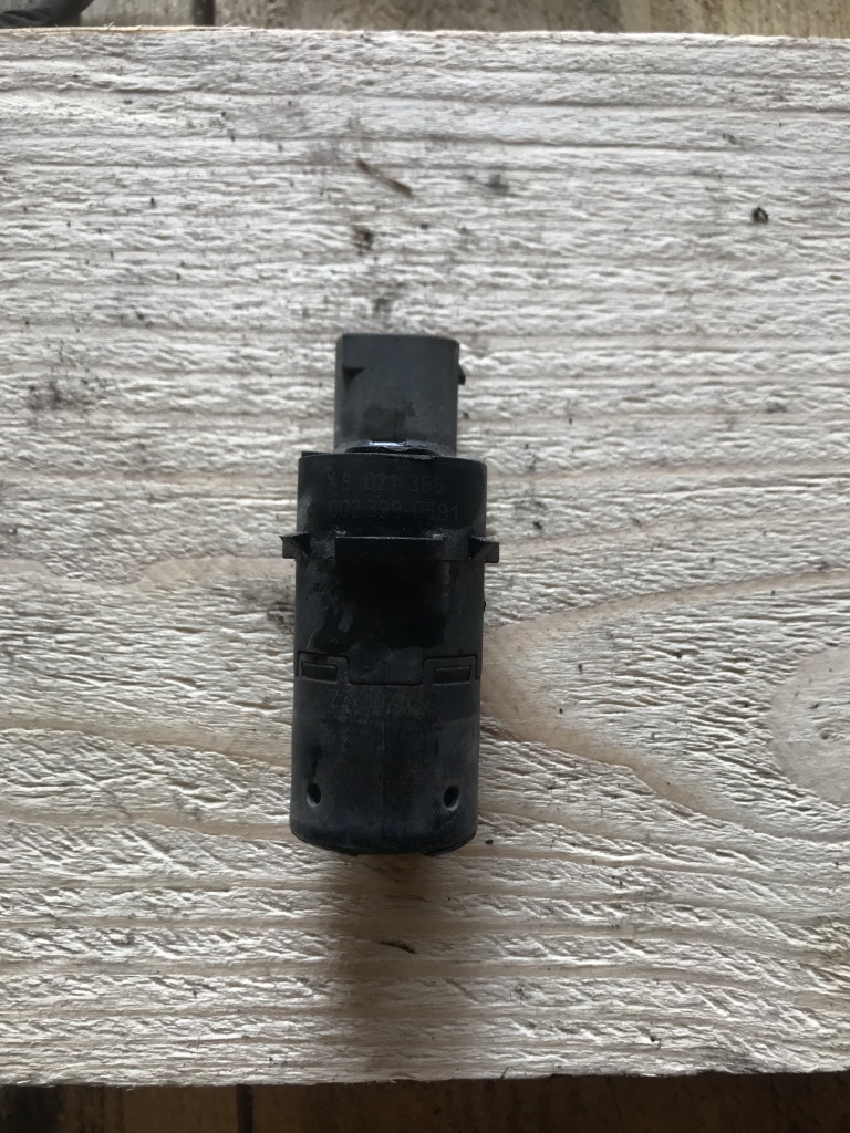 Pompa de apa spălare parbriz VW Passat 8 021 365