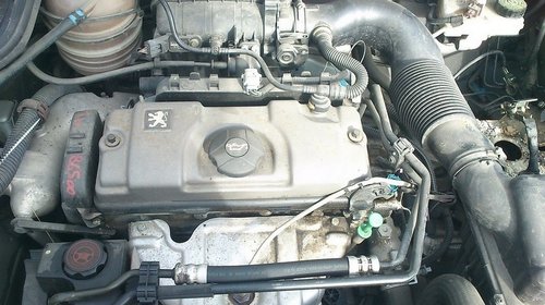 Pompa de benzina cu soclu si sonda litrometrica pentru Peugeot 206 1.1 HFX , 1.4KFW , 1.6 16v NFU