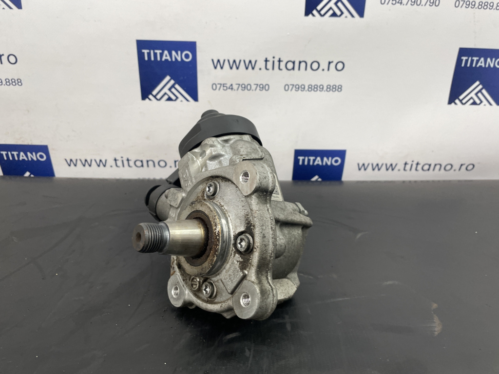 Pompa de injectie inalte VW Passat B7 Alltrack 2.0TDI , DSG, 2013 sedan 2013 (03L130755L)