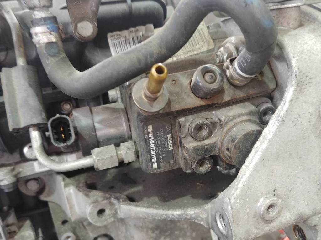 Pompa inalta 1.6 d 1.9 2.0 d 2.0 jtd multijet fiat croma freemont bravo 2 alfa romeo mito 955 0445010185