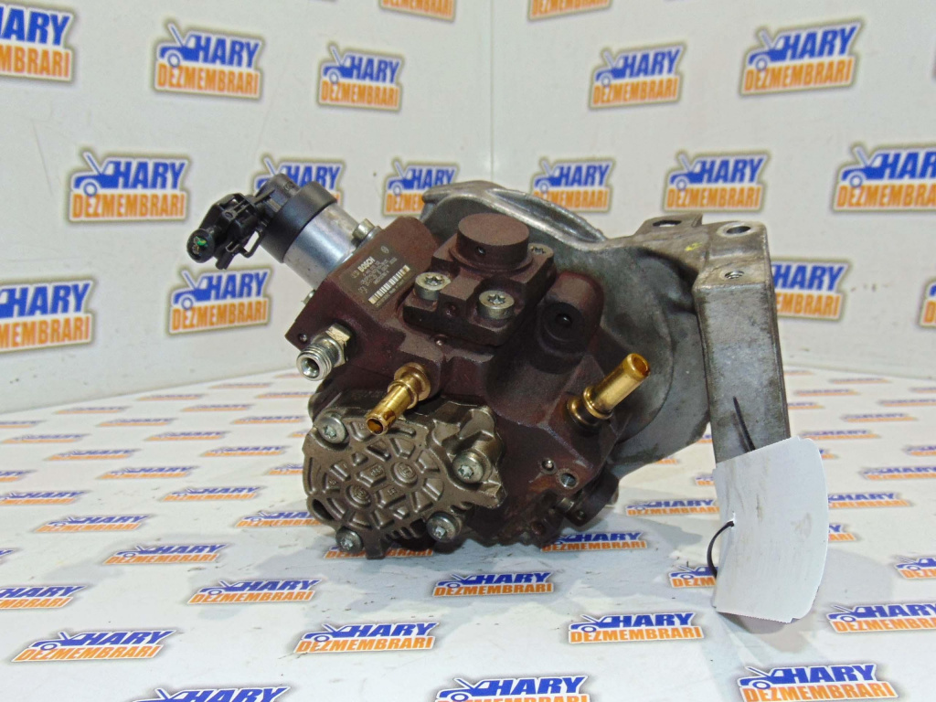 Pompa inalta avand codul 0445010102 / 9683703780A pentru Ford Focus 2