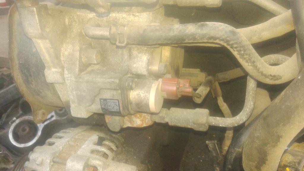 Pompa inalta(injectie ) 294000-0420 Mazd