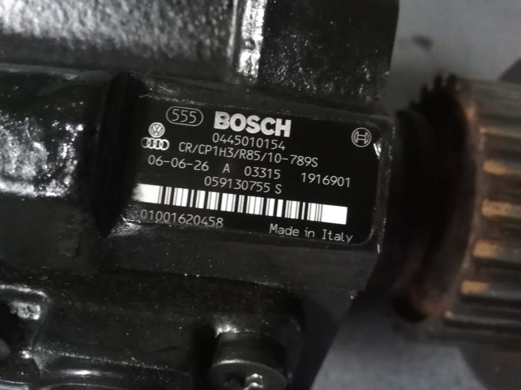 Pompa inalta injectie Audi Q7 4L 3.0 TDI