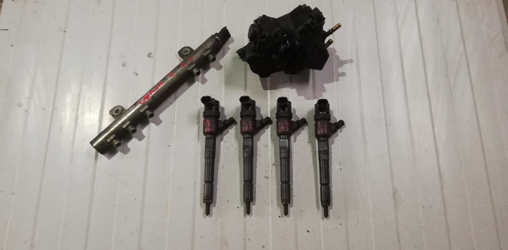 Pompa inalta injectie Opel Corsa D 1.3 CDTI 90 cai motor Z13DTH cod 0445010157 55206489 an 2007 2008