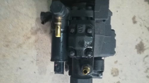 Pompa inalta injectie Renault Megane 1.5 dCi euro 5 cod 167000938R an 2011 2012 2013 2014