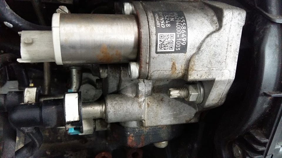 Pompa inalta opel astra j mokka 1.7 cdti