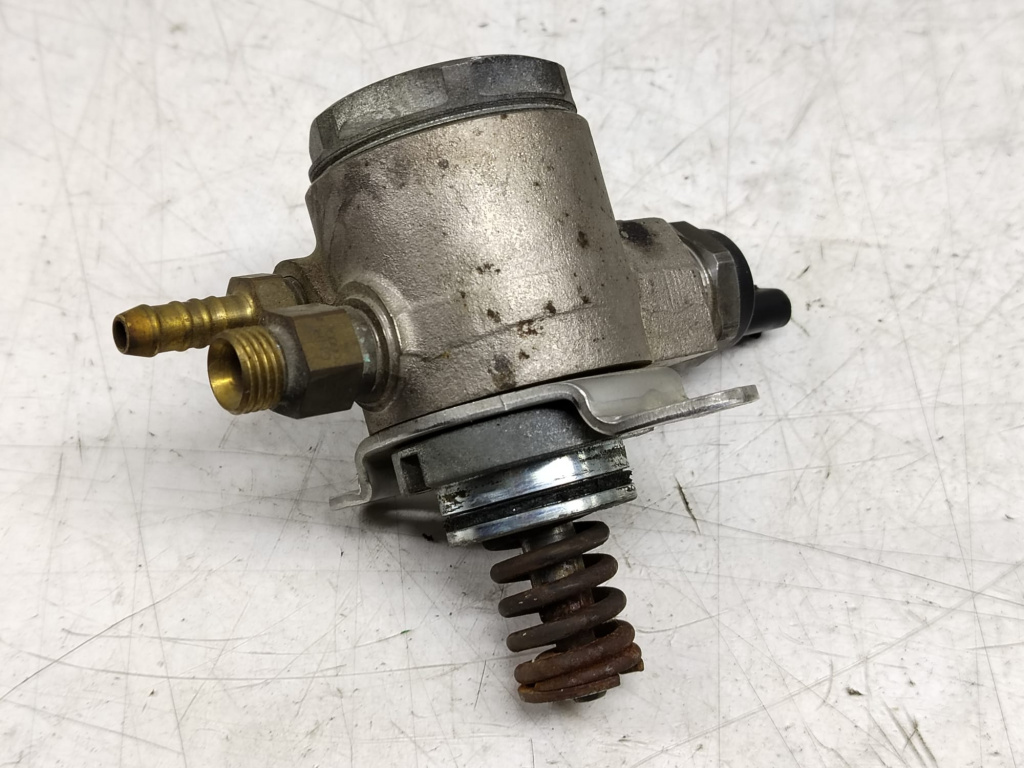 Pompa inalta presiune 03c127026d 1.4 tsi