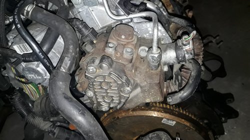 Pompa inalta presiune 2.0 DCI M9R Renault Laguna Nissan Qashqai Opel Vivaro 8200690744 H8200690744 0445010170