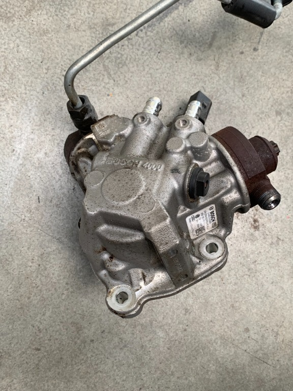 Pompa inalta presiune Audi A6/A7 biturbo cod 059130755BH