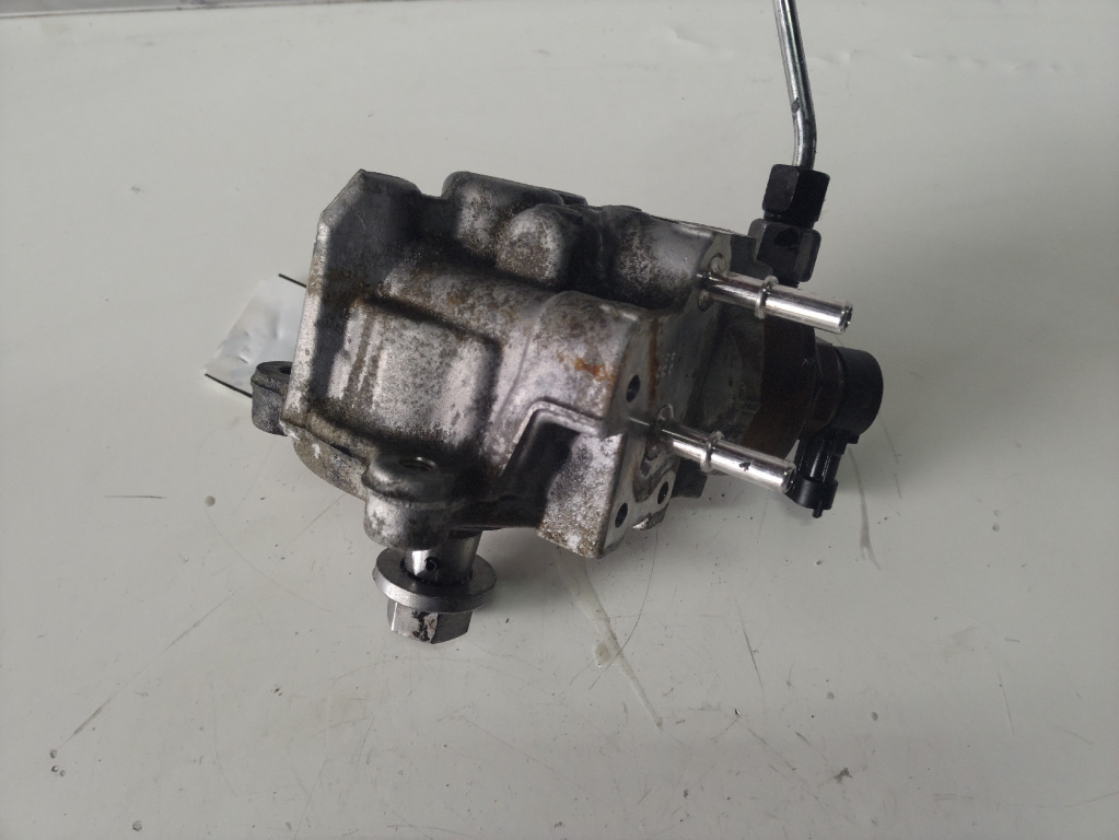 Pompa inalta presiune / injectie Opel Combo an 2021 DV5RD. 1.5 CDTI YH01 cod piesa 9817903080